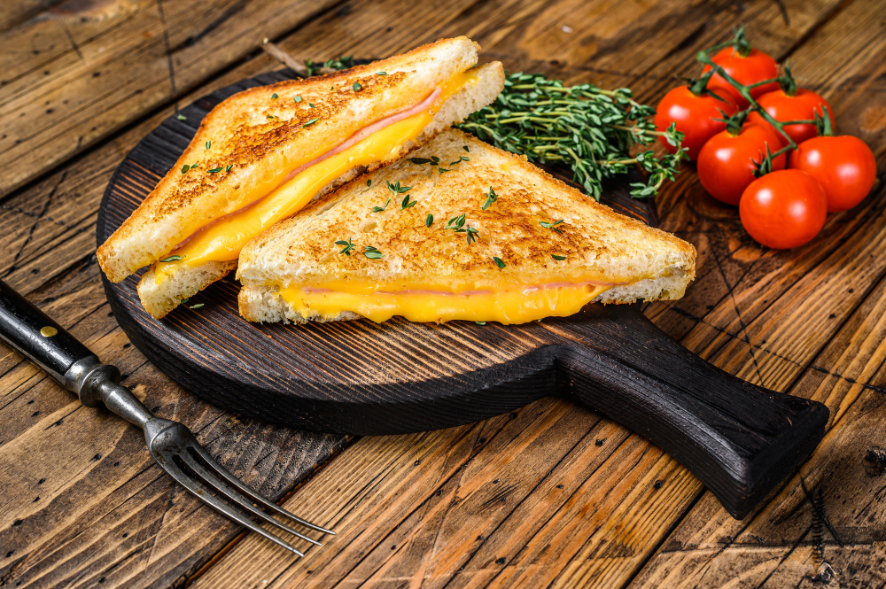 Çift Kaşarlı Tost